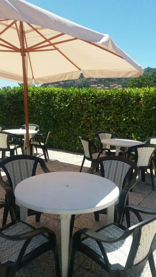 Residence Mizar Pietra Ligure Exterior foto